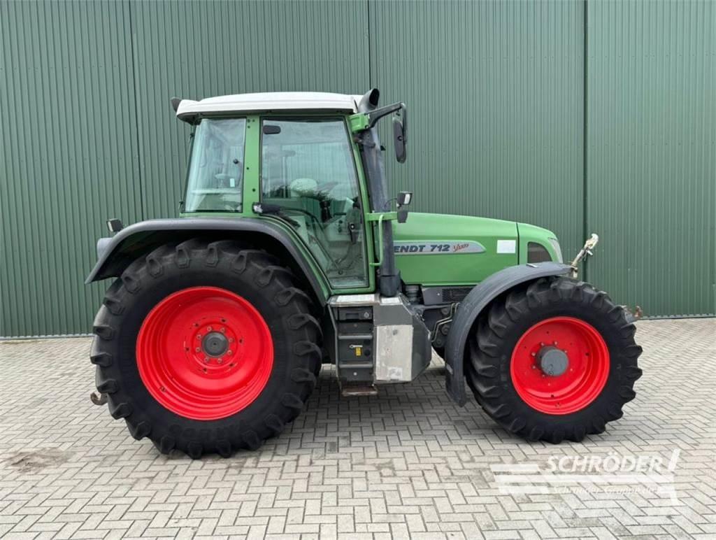 Fendt 712 VARIO Tractores