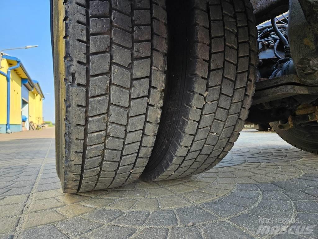 Scania 94 D 310 Camiones chasis