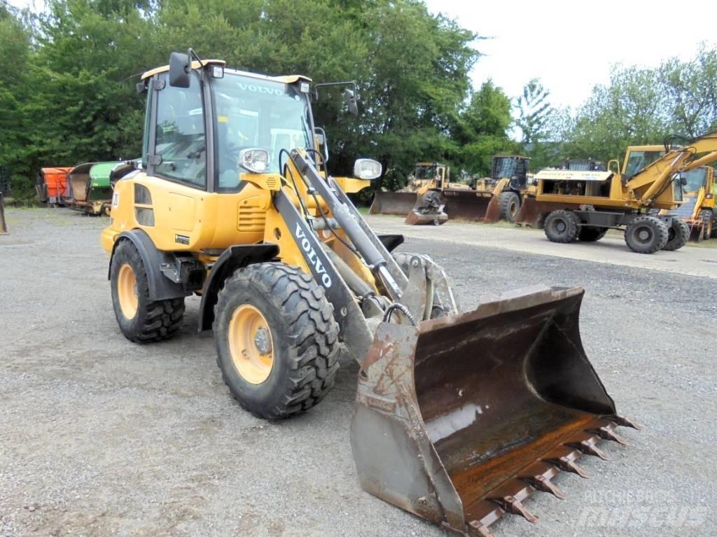 Volvo L 25 F Cargadoras sobre ruedas