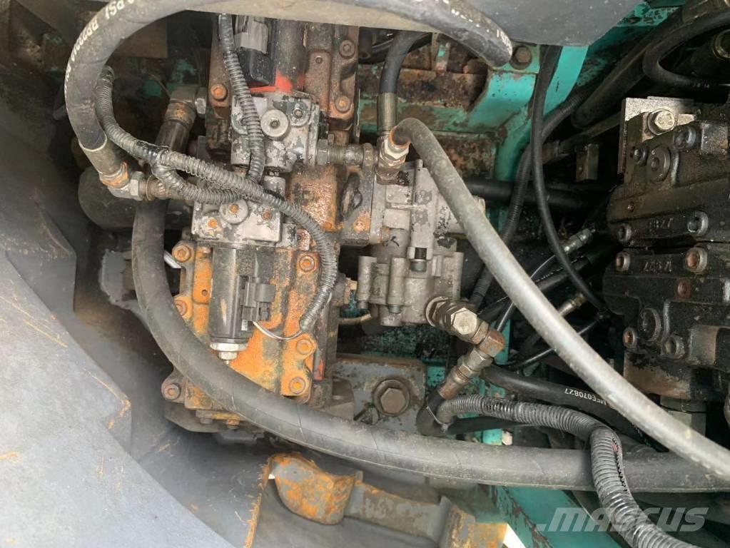 Kobelco SK 135 Excavadoras de cadenas