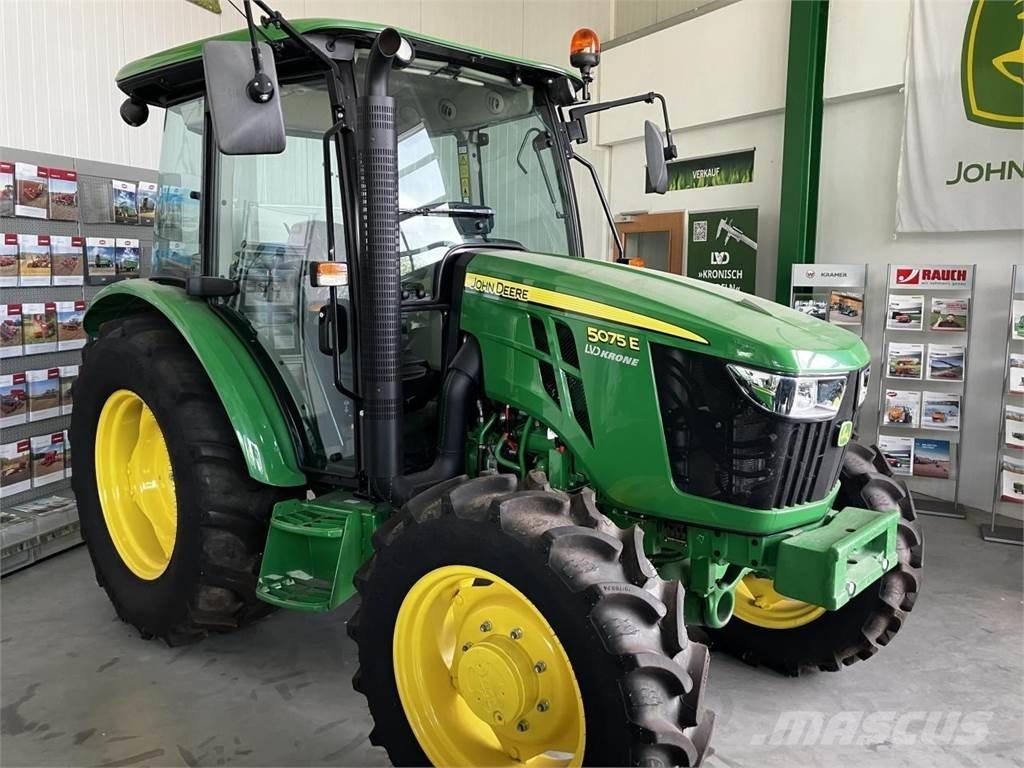 John Deere 5075E Tractores
