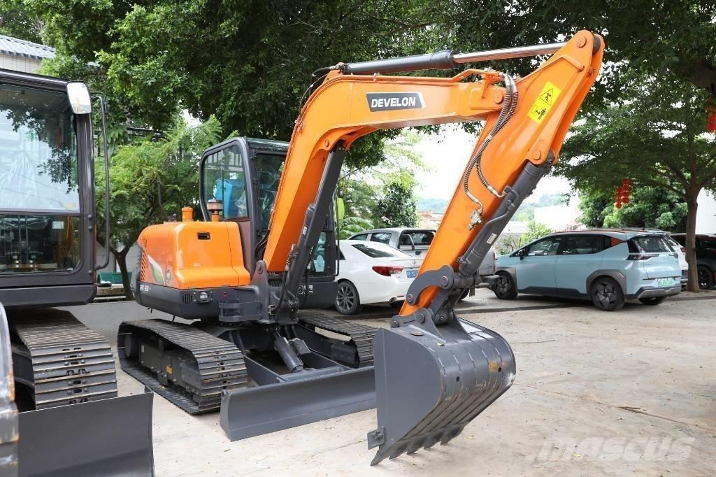 Doosan DX 60-10 Mini excavadoras < 7t