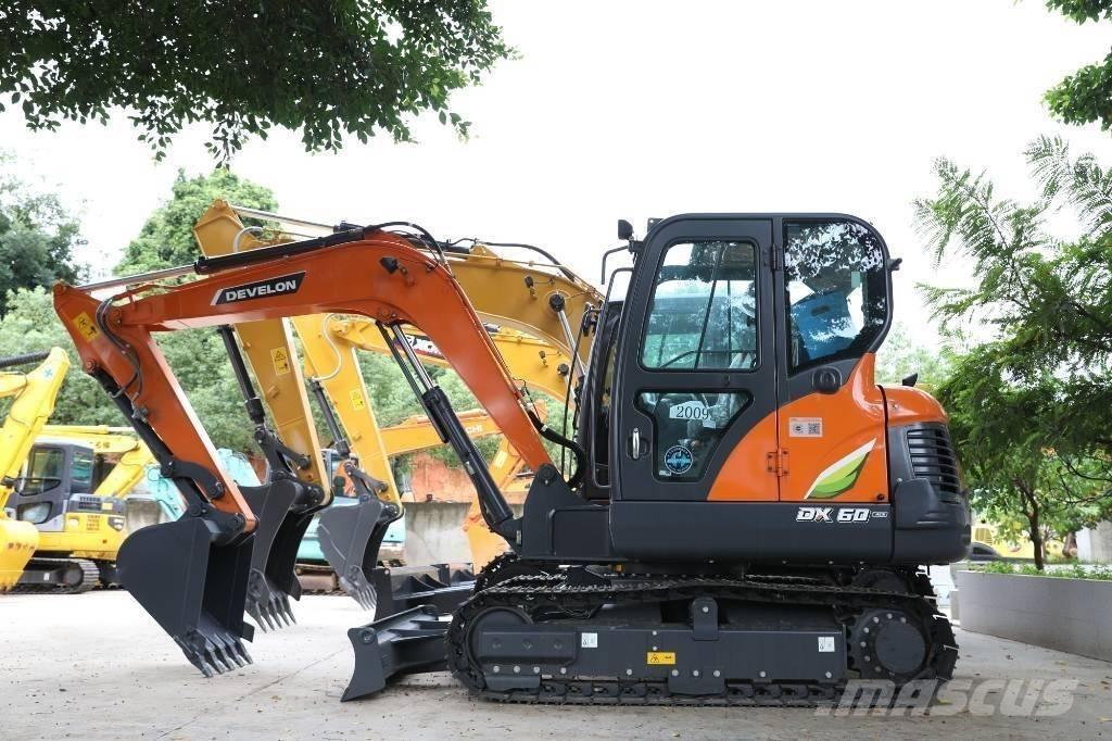 Doosan DX 60-10 Mini excavadoras < 7t
