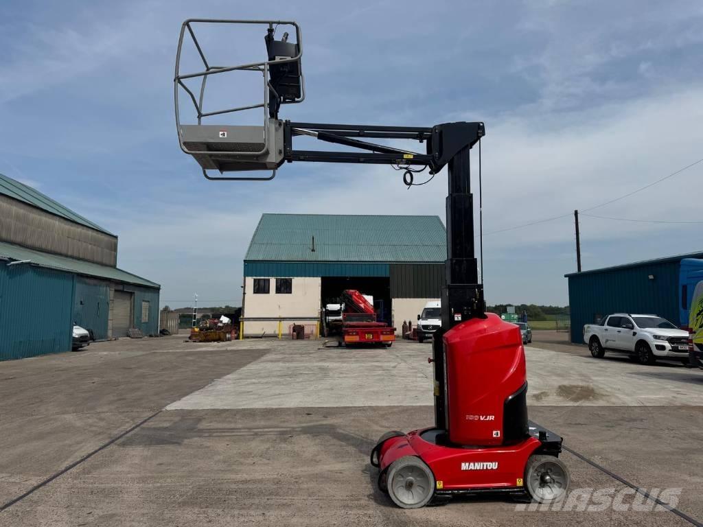 Manitou 100 VJR Ascensores de personal y montacargas de acceso