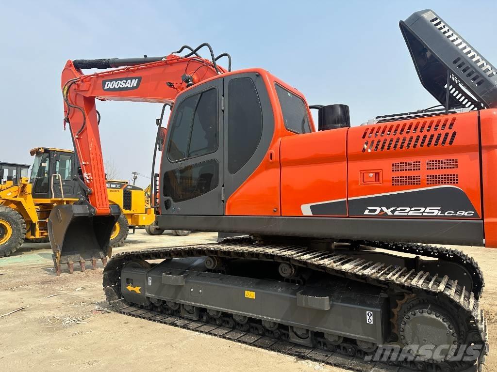 Doosan DX 225LC-9C Excavadoras de cadenas