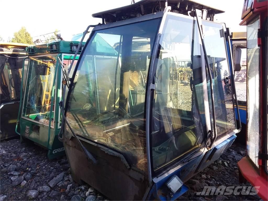 Rottne F18 Cabinas e interior