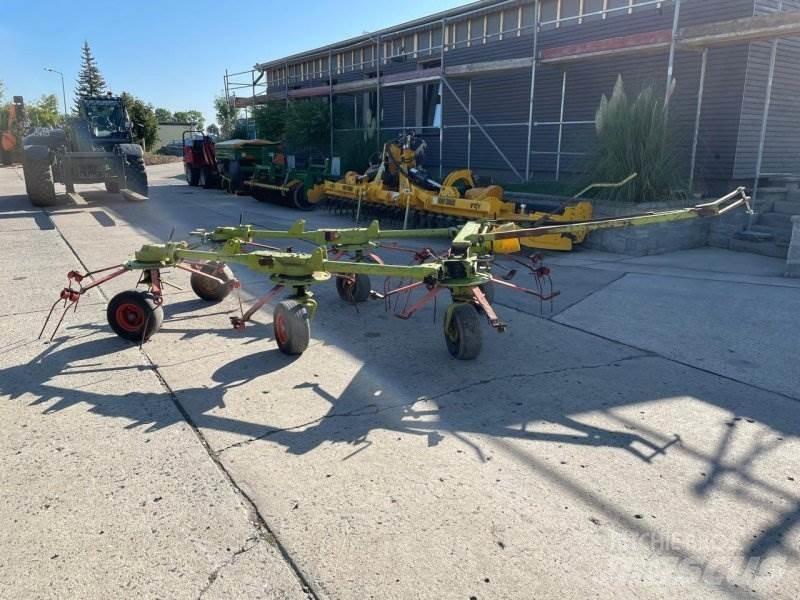 CLAAS 740 S Rastrillos y henificadores