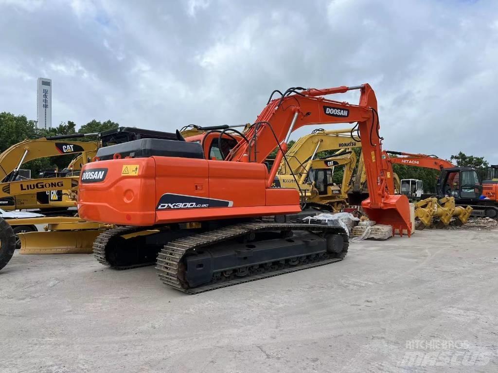 Doosan DX 300 Excavadoras de cadenas