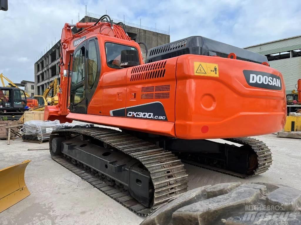 Doosan DX 300 Excavadoras de cadenas