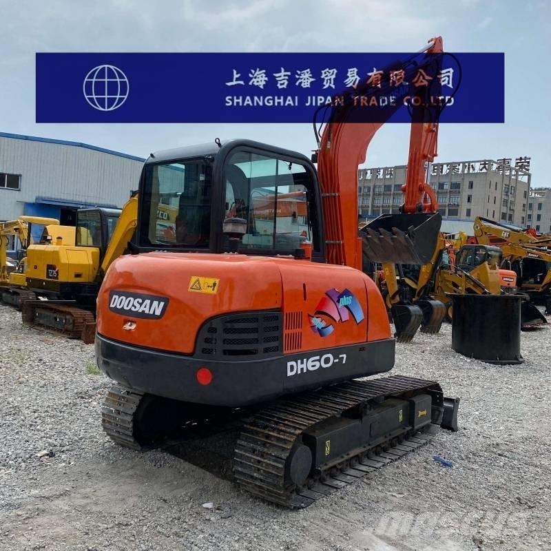 Doosan DH 60-7 Mini excavadoras < 7t
