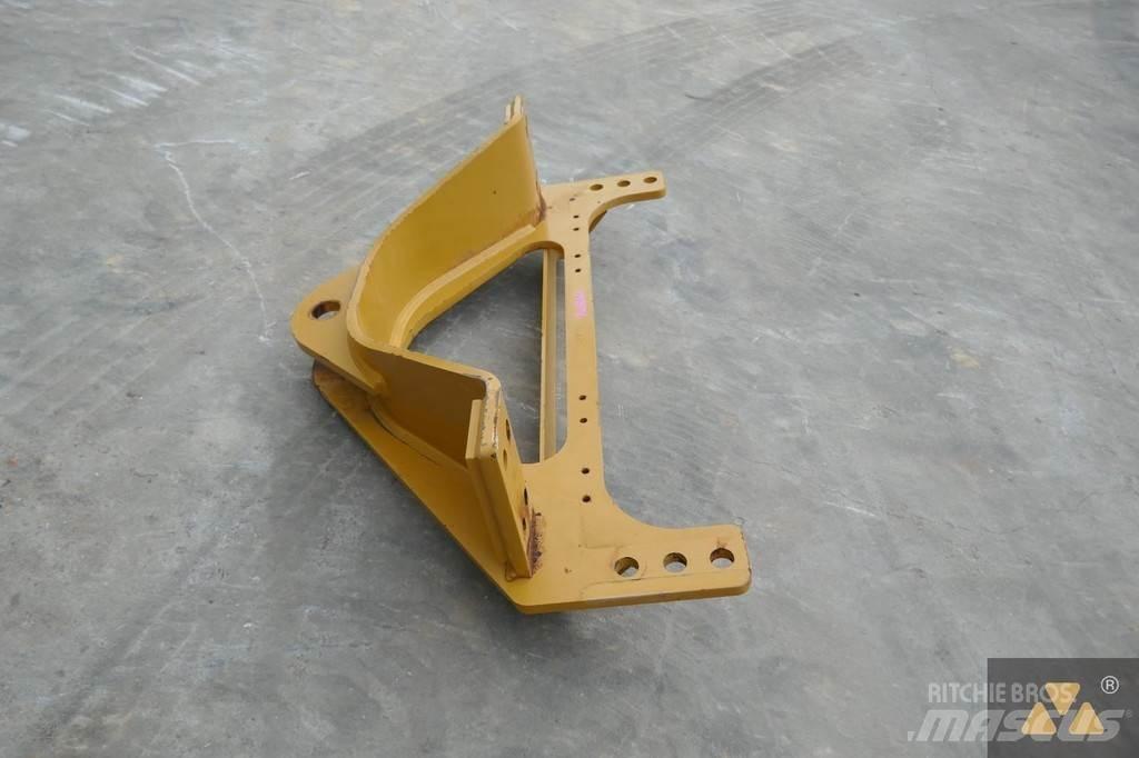 CAT 140M3 Drawbar Transporte - Otros