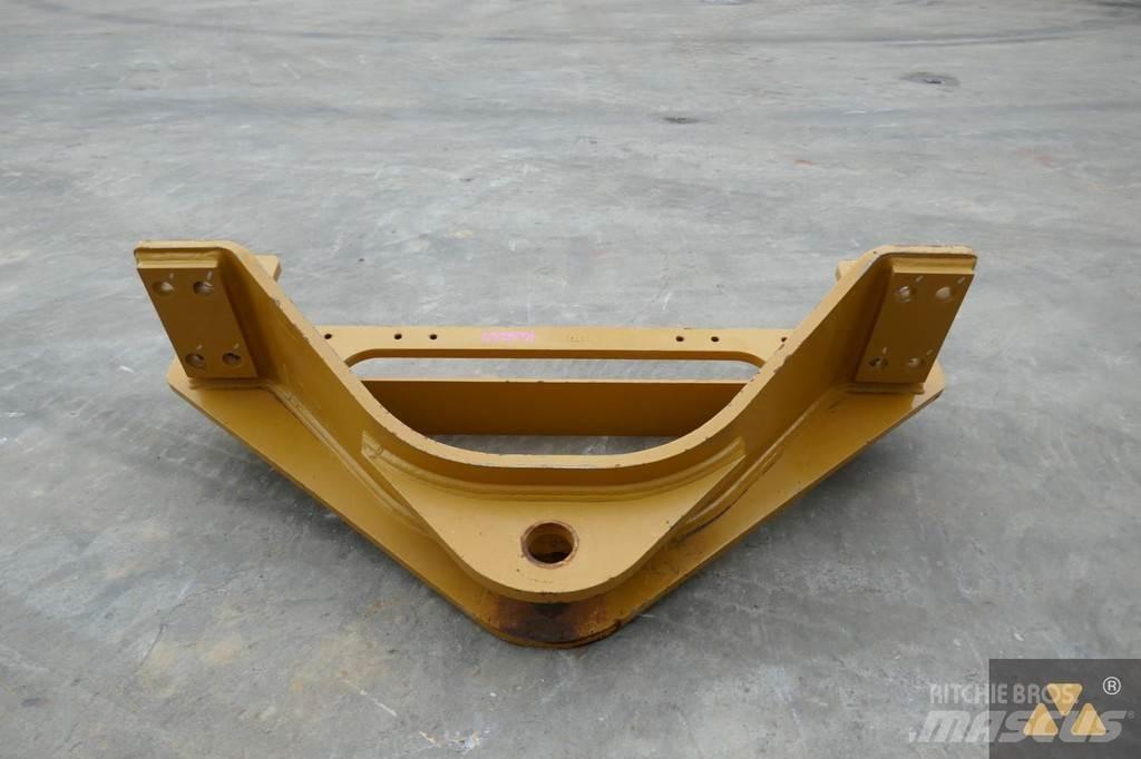CAT 140M3 Drawbar Transporte - Otros
