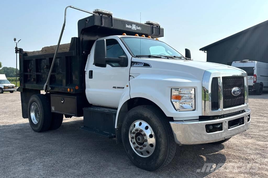 Ford F 750 Camiones bañeras basculantes o volquetes