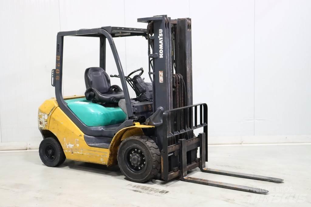 Komatsu FD25T-16 Carretillas diesel