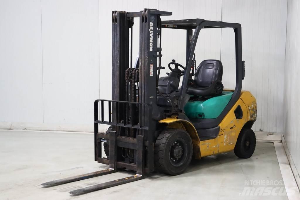 Komatsu FD25T-16 Carretillas diesel