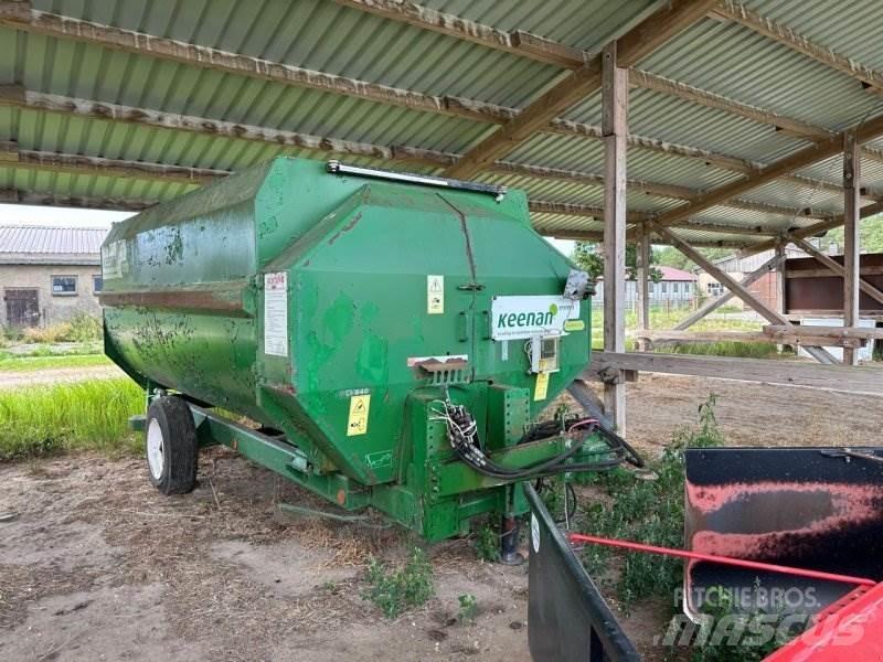 Keenan 115 FP Tolvas de recepción