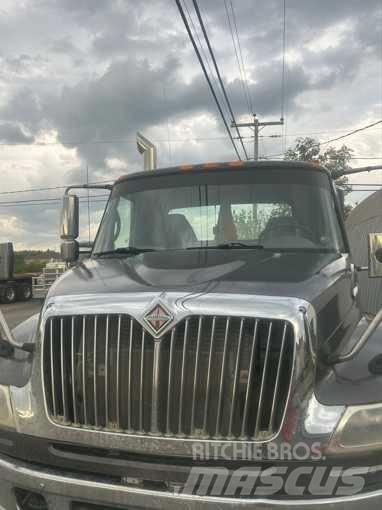 International 4400 Cabezas tractoras