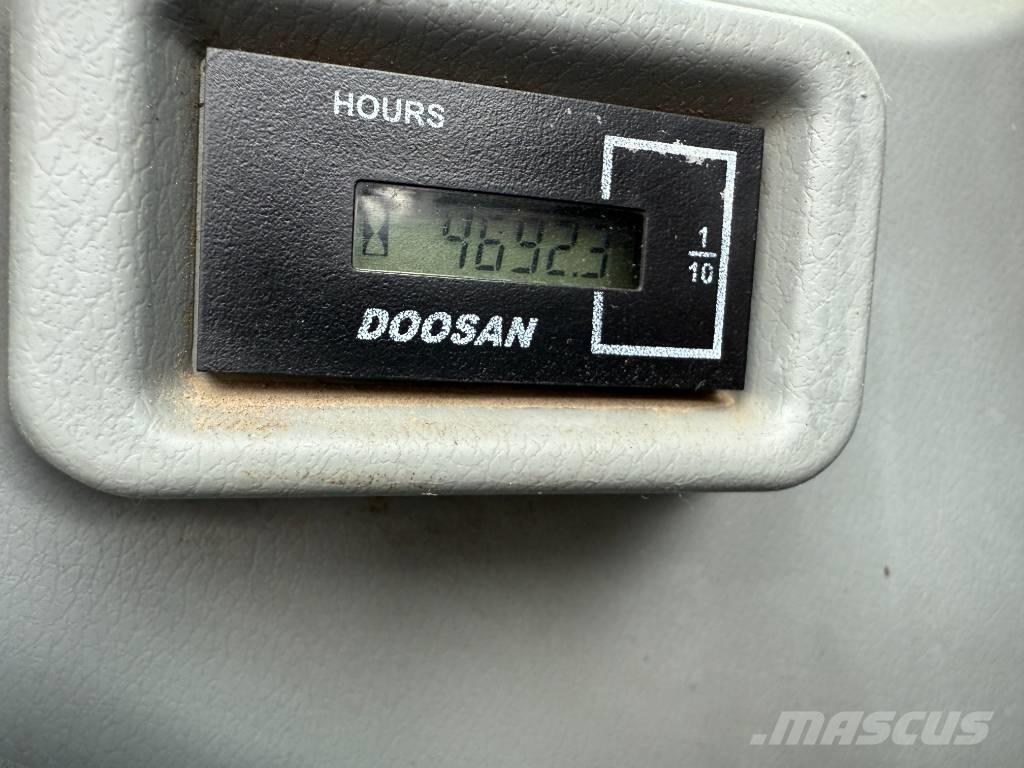 Doosan DX 235 LCR-5 Excavadoras de cadenas