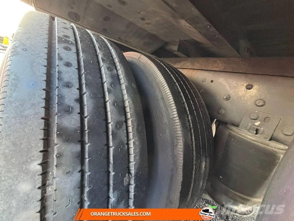 International MV607 Camiones caja cerrada