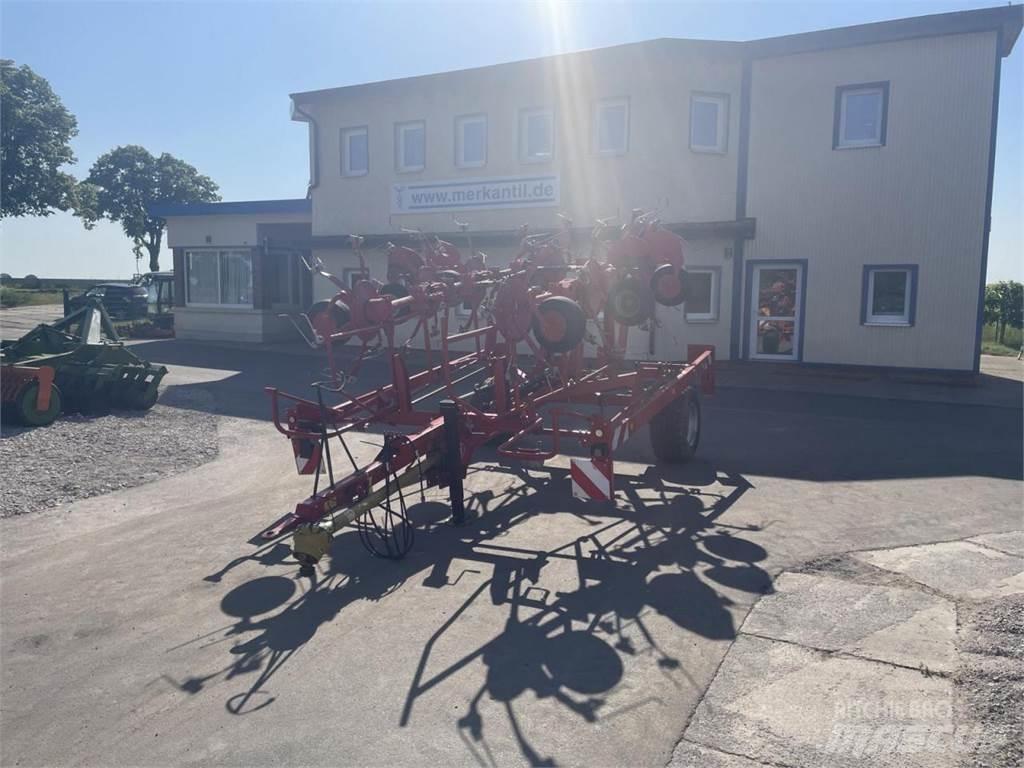 Lely Lotus 900P Rastrillos y henificadores