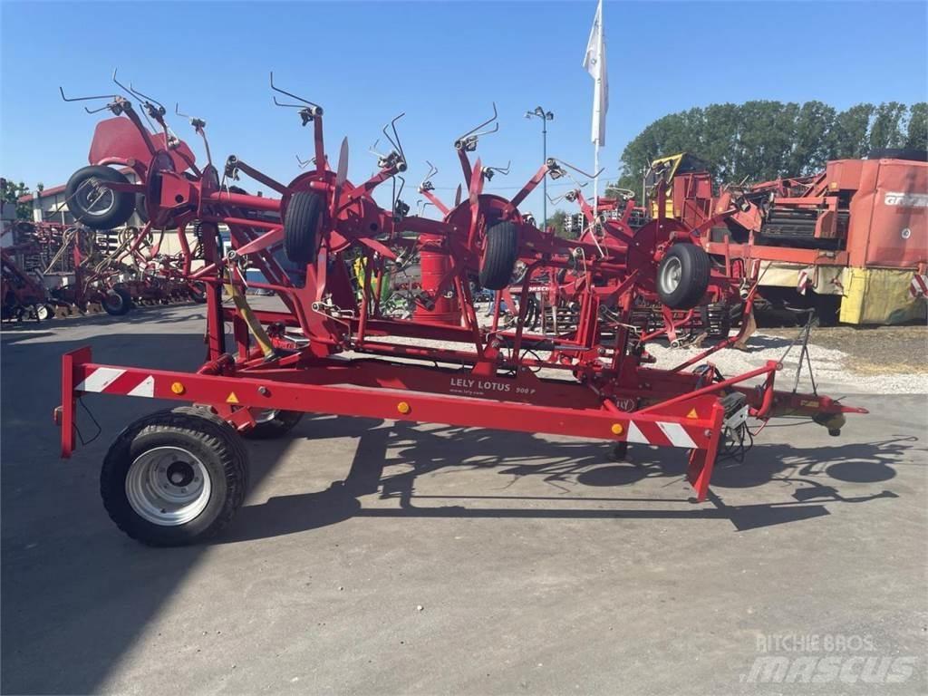 Lely Lotus 900P Rastrillos y henificadores