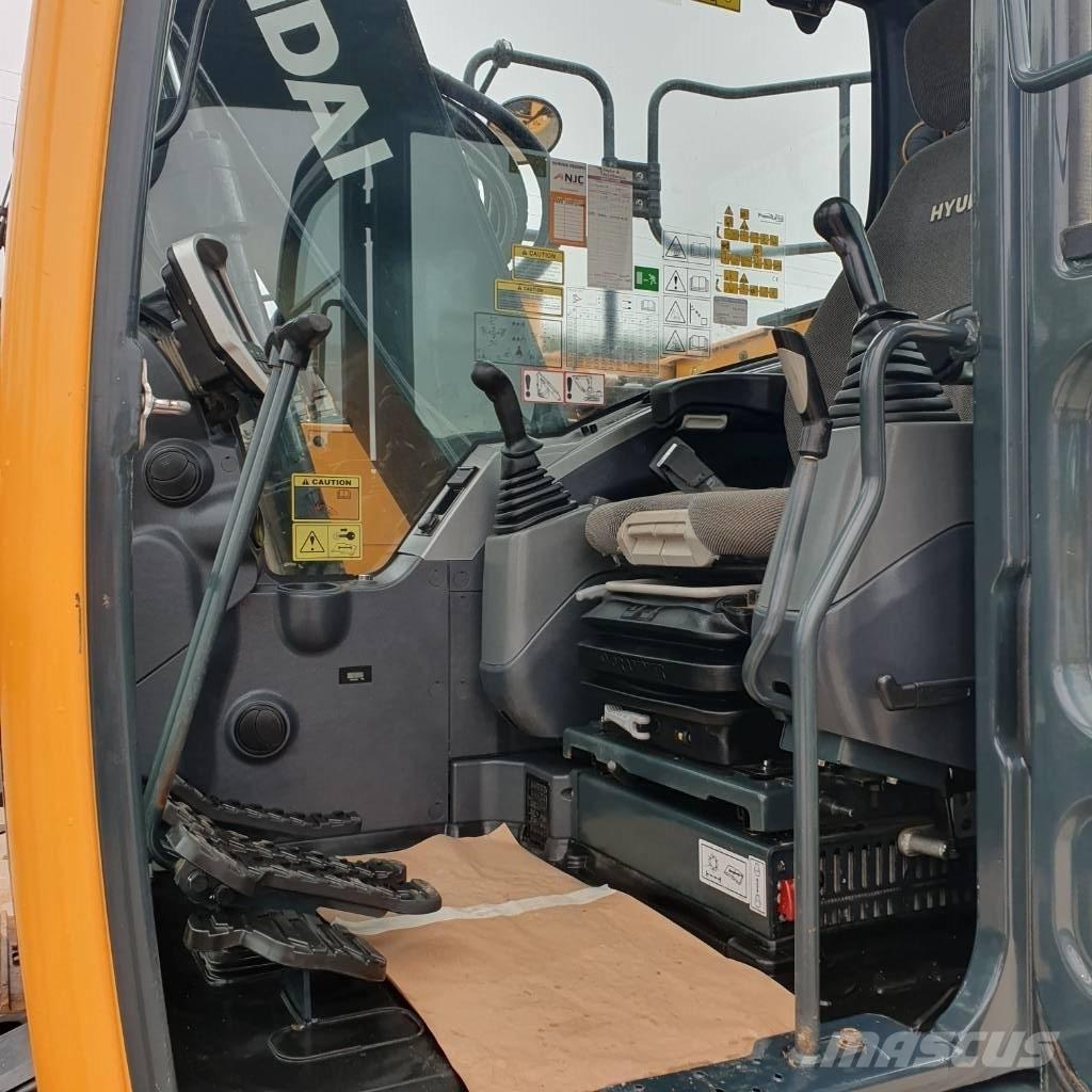 Hyundai HX 130 ALCR Excavadoras de cadenas