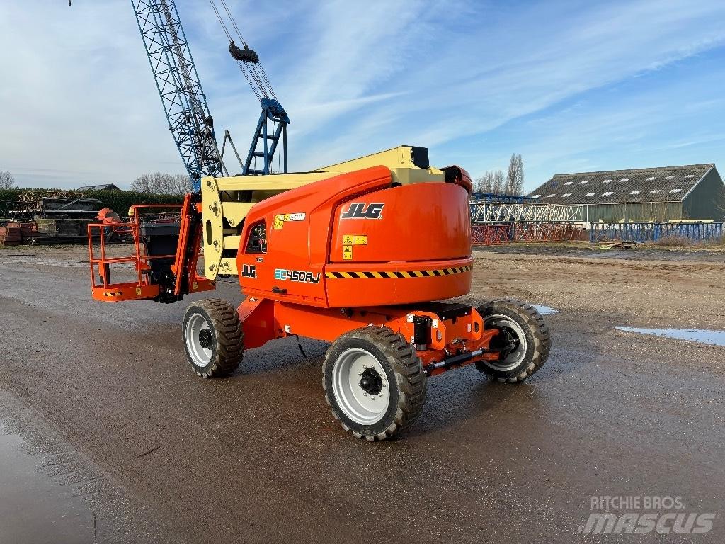 JLG EC 450 AJ Plataforma de trabajo articulada