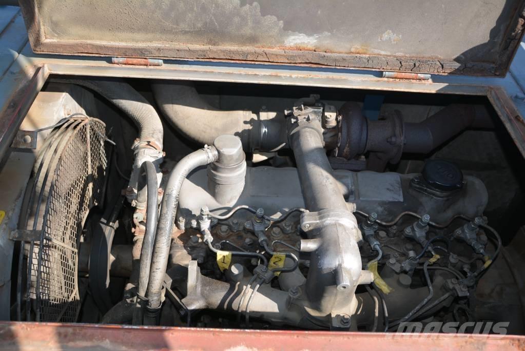 Hitachi KH 125-3 Grúas de oruga
