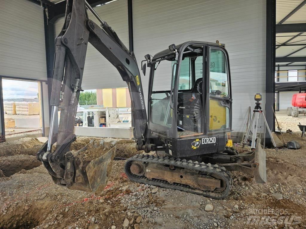 Volvo ECR 25 D Mini excavadoras < 7t