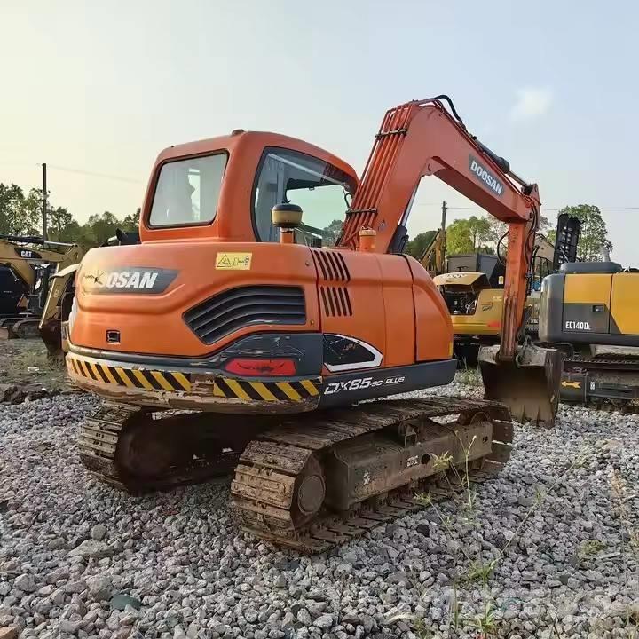 Doosan DX85-9C Excavadoras de cadenas