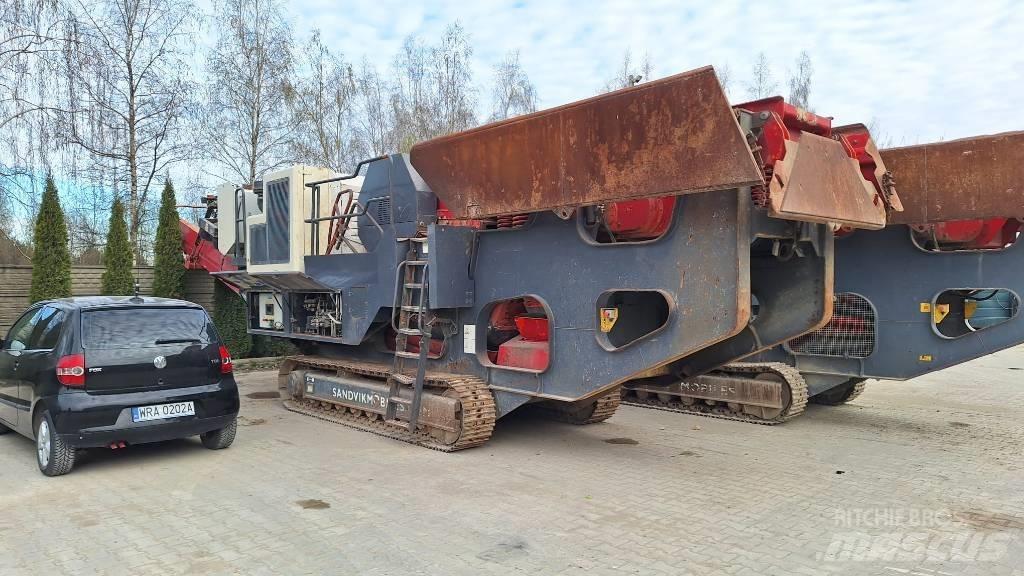 Sandvik QJ 241 Trituradoras móviles
