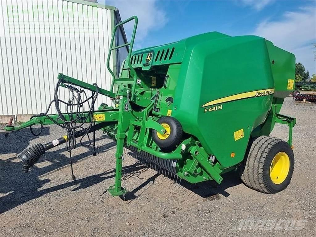John Deere f441m Empacadoras cuadradas