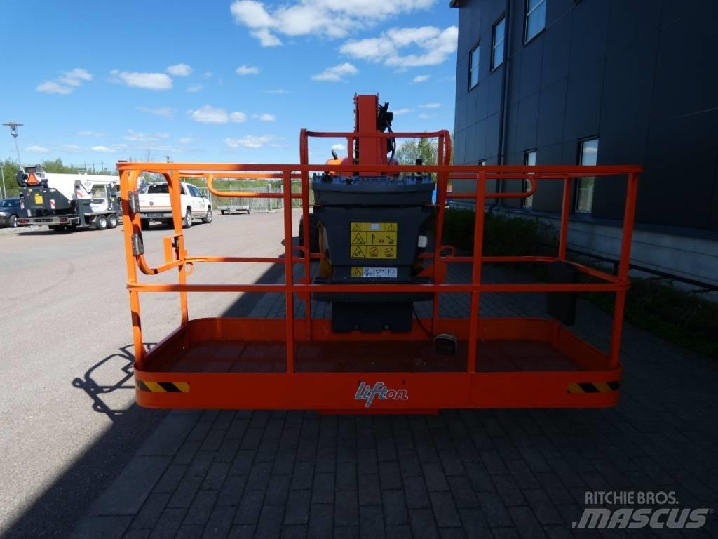 JLG 660 SJ Bomlift Plataforma de trabajo articulada