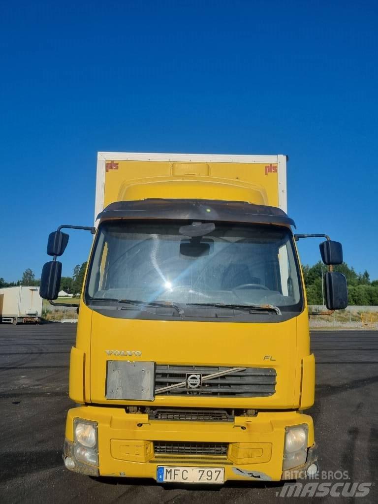 Volvo FL 240 Camiones caja cerrada