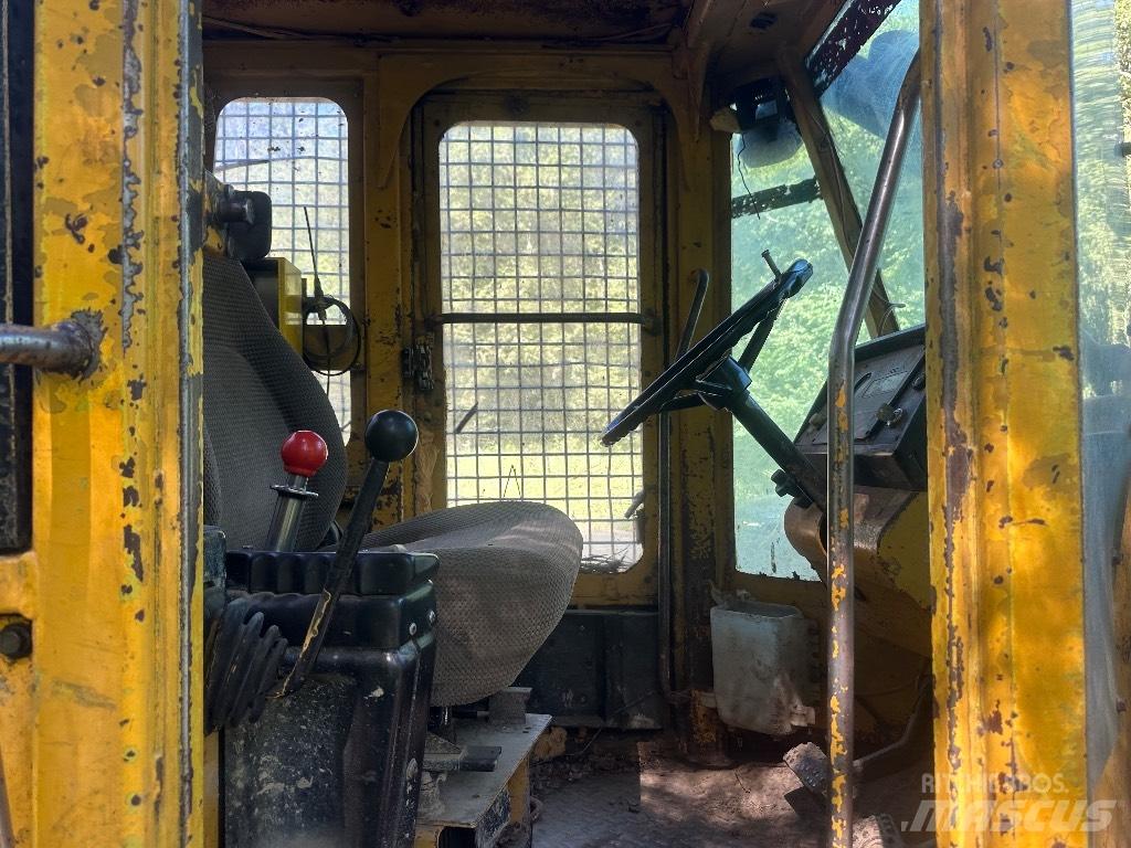 John Deere 540 E Arrastrador de troncos