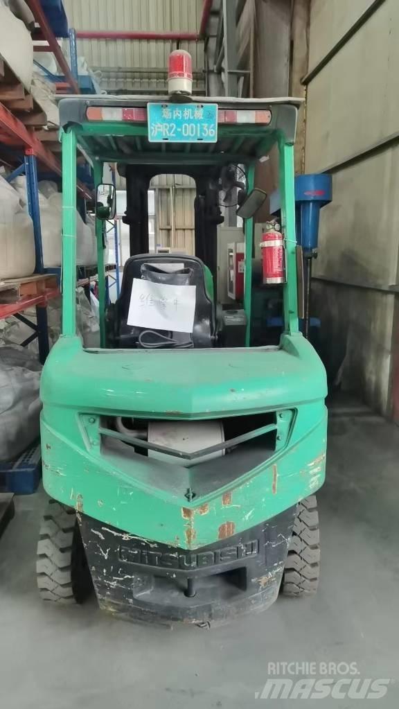 Mitsubishi FD 25 Carretillas diesel