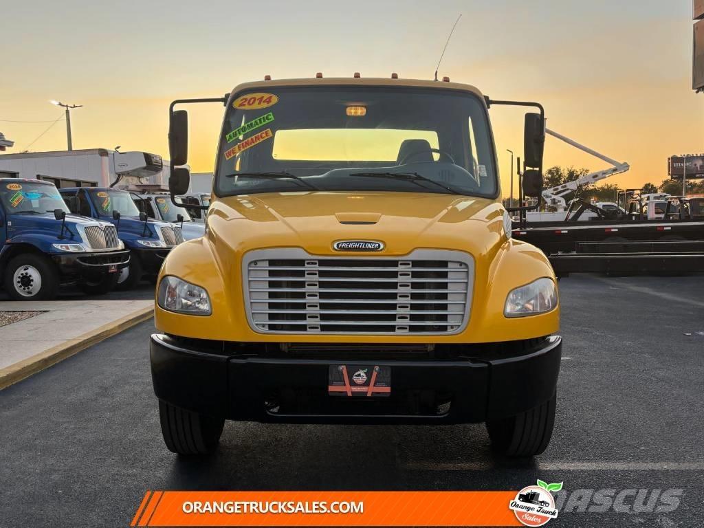 Freightliner M2 Camiones plataforma