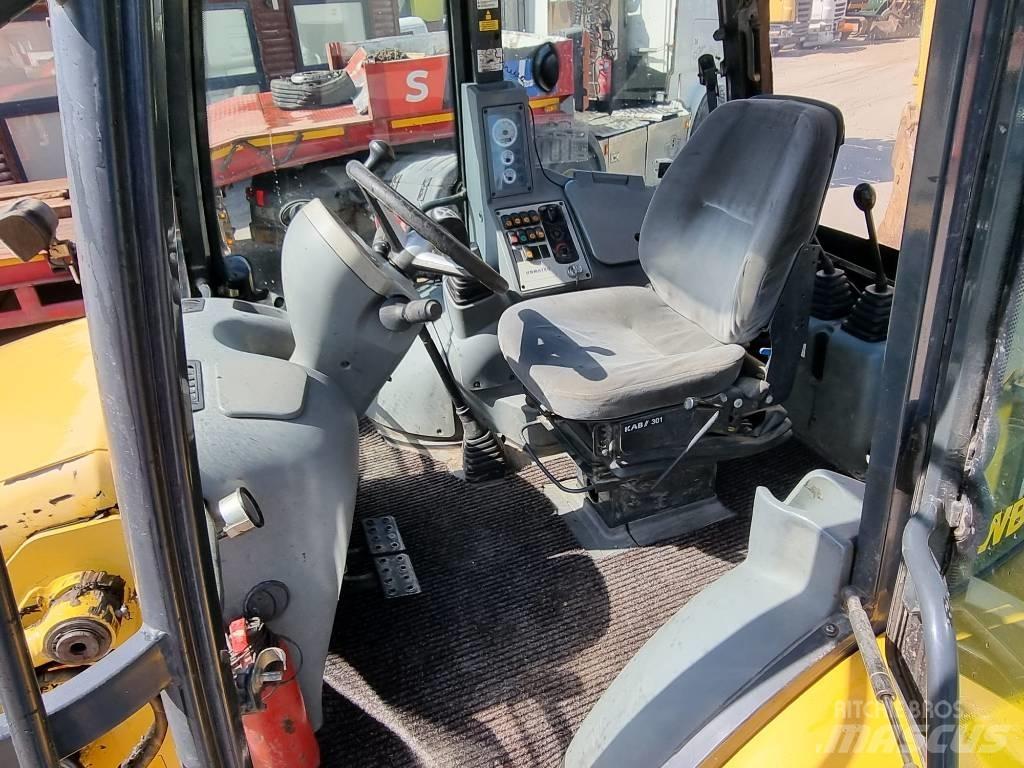 Komatsu WB 93 S-5EO Retrocargadoras