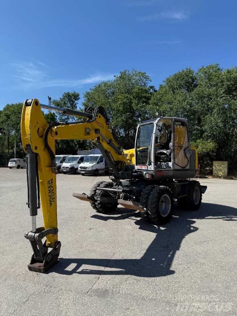 Wacker Neuson 9503 Excavadoras de ruedas