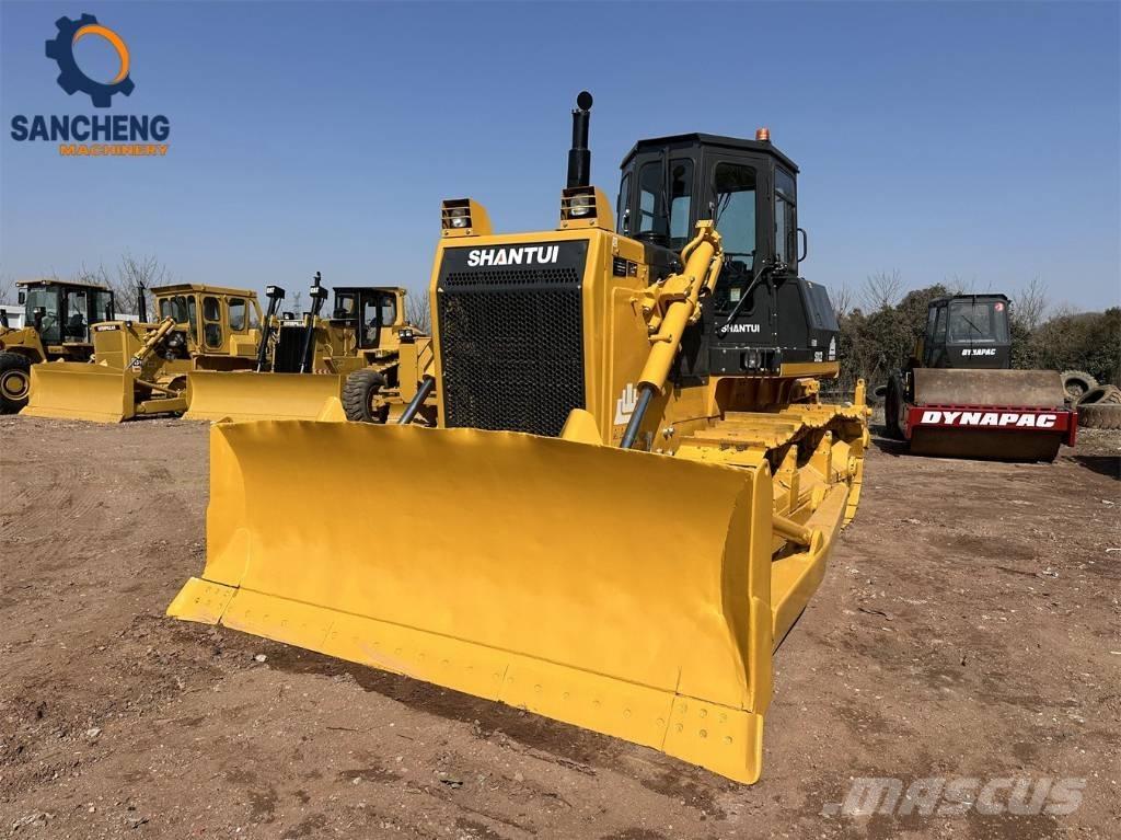 Shantui SD 22 Buldozer sobre oruga