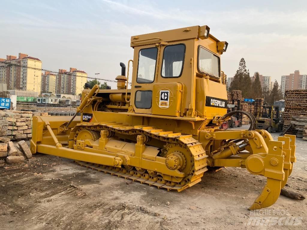 CAT D 6 D Buldozer sobre oruga