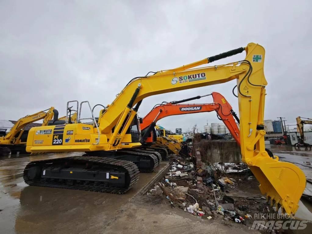Komatsu PC 220-8 Excavadoras de cadenas