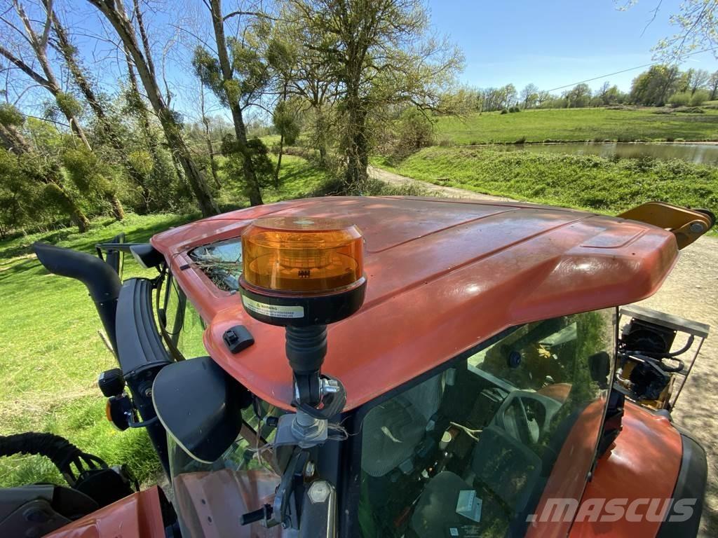 Kubota M 135 GX Tractores