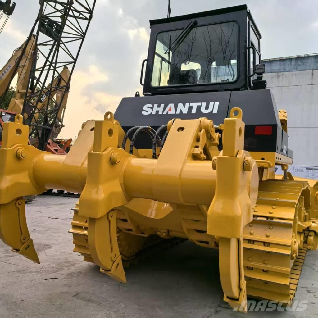 Shantui SD 22 Buldozer sobre oruga