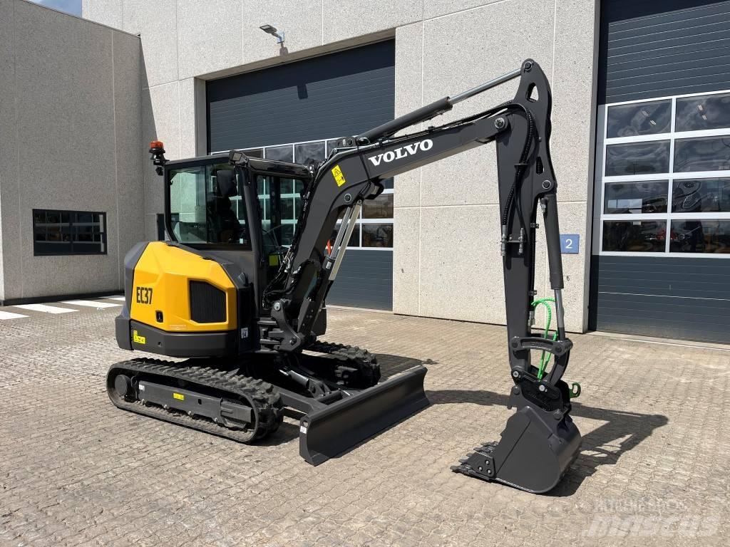 Volvo EC37F Mini excavadoras < 7t