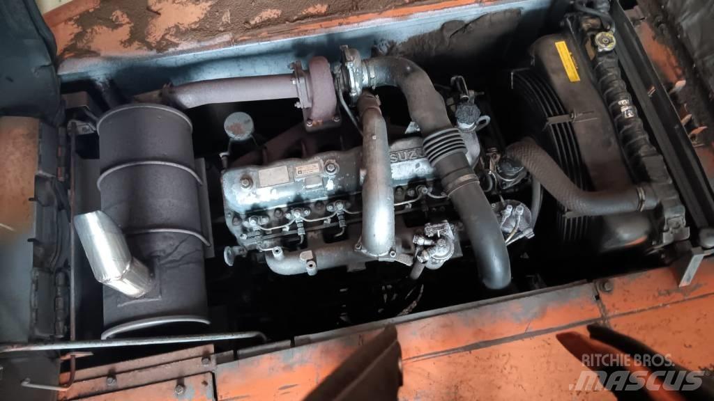 Hitachi EX 200-2 Excavadoras de cadenas