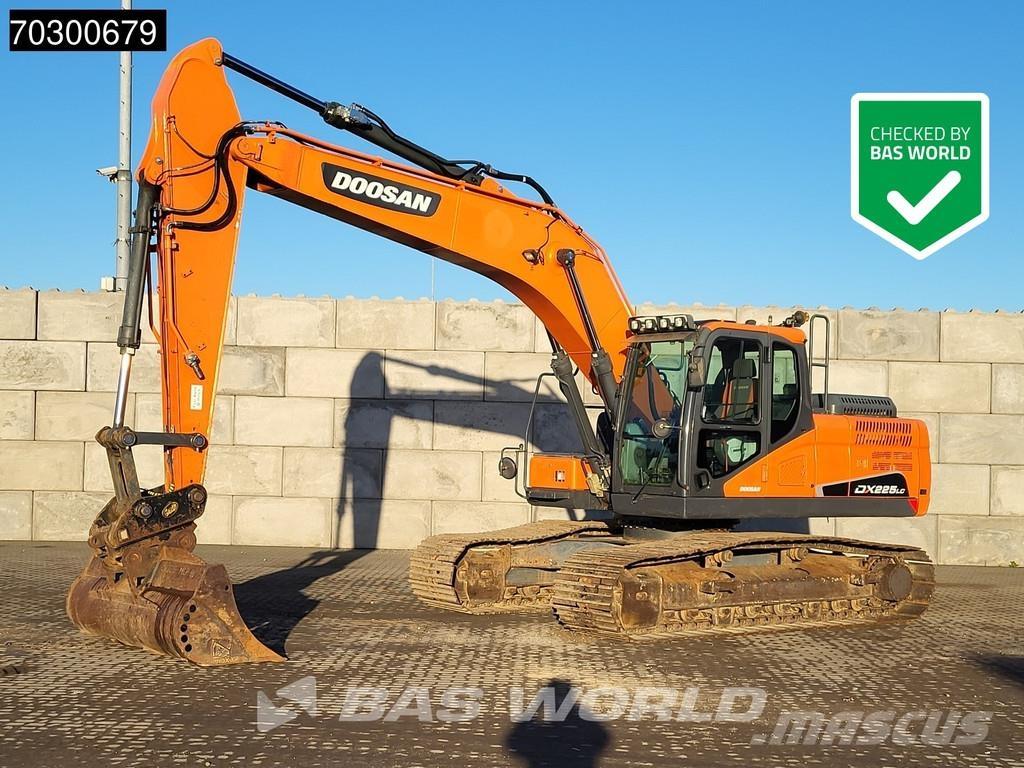 Doosan DX225 LC-5 Excavadoras de cadenas