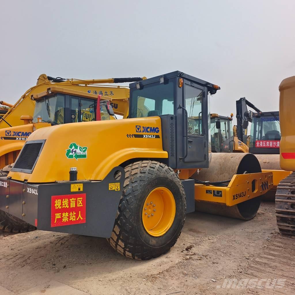 XCMG XS 143J Rodillos de un solo tambor