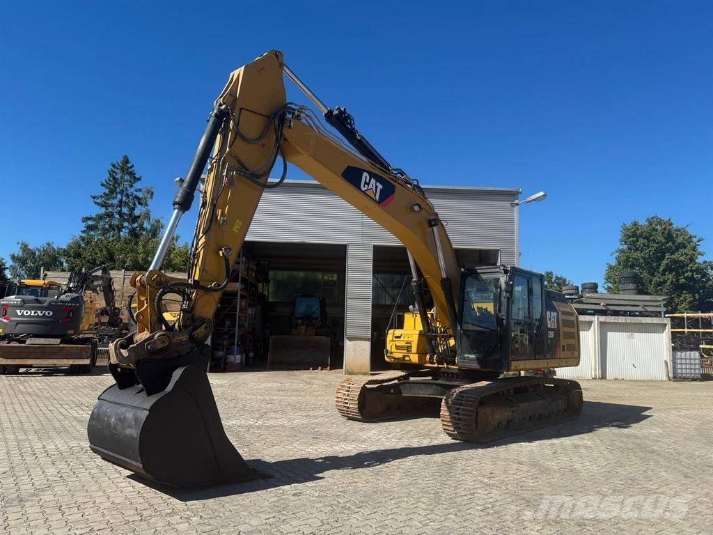 CAT 326 F LN Excavadoras de cadenas