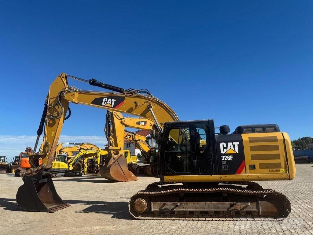 CAT 326 F LN Excavadoras de cadenas